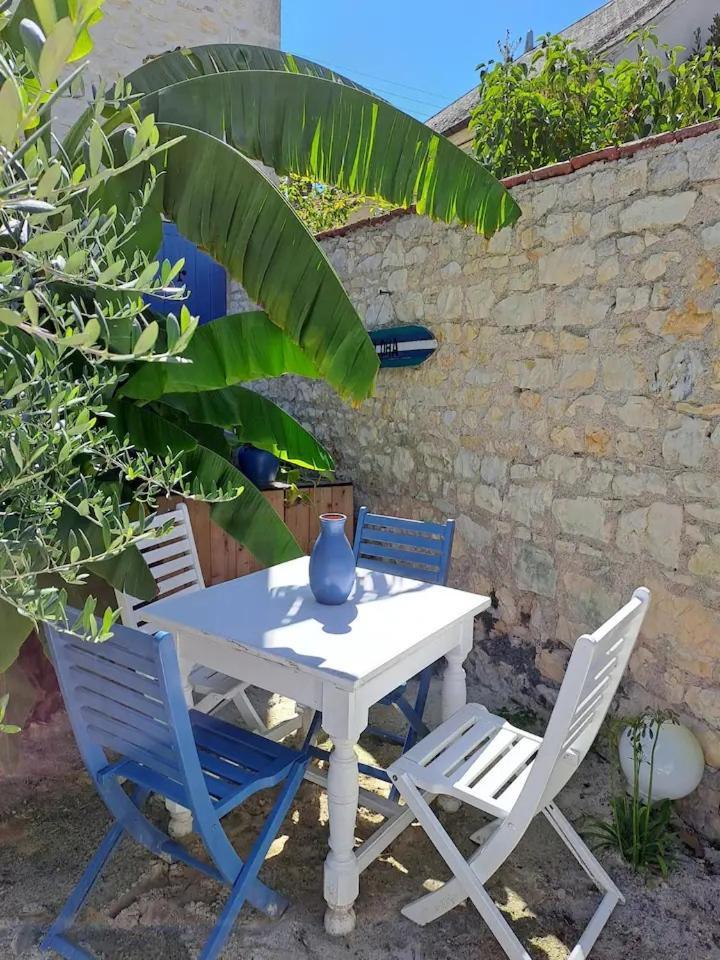 Chambre Bleue Avec Acces Plage Bourges Exterior photo