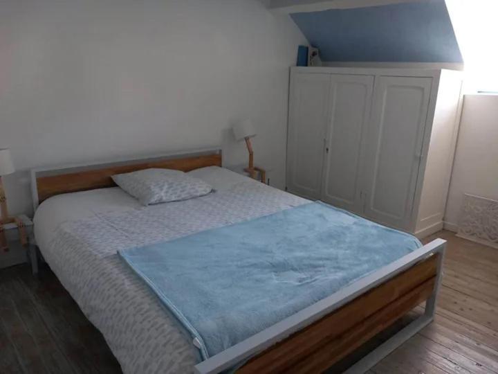 Chambre Bleue Avec Acces Plage Bourges Exterior photo