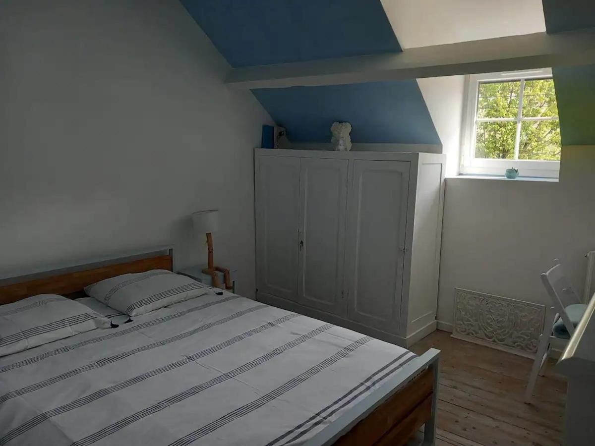 Chambre Bleue Avec Acces Plage Bourges Exterior photo